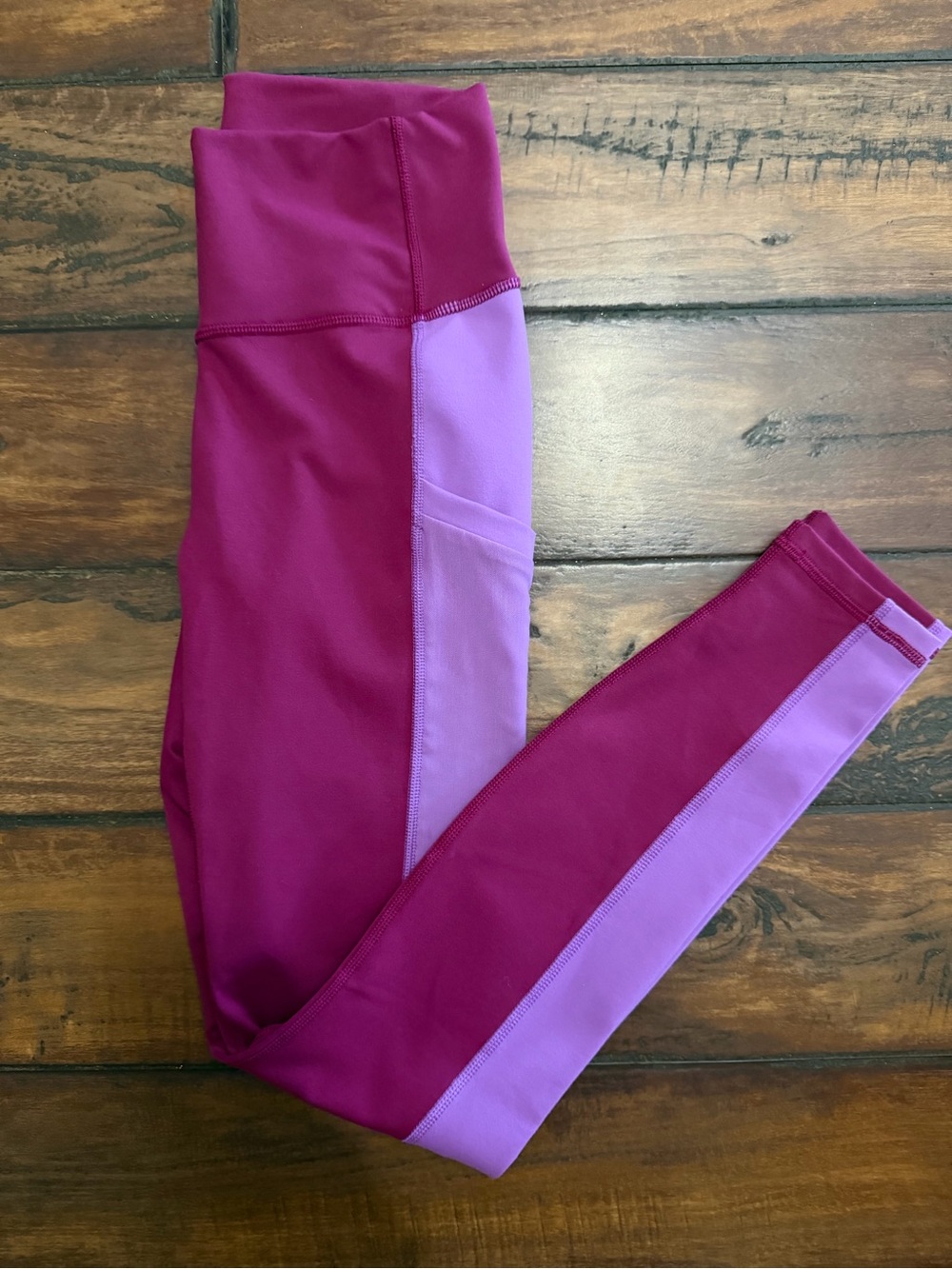 Fabletics NWT Power Hold Two-Tone Burgundy & Lavender Performance Leggings